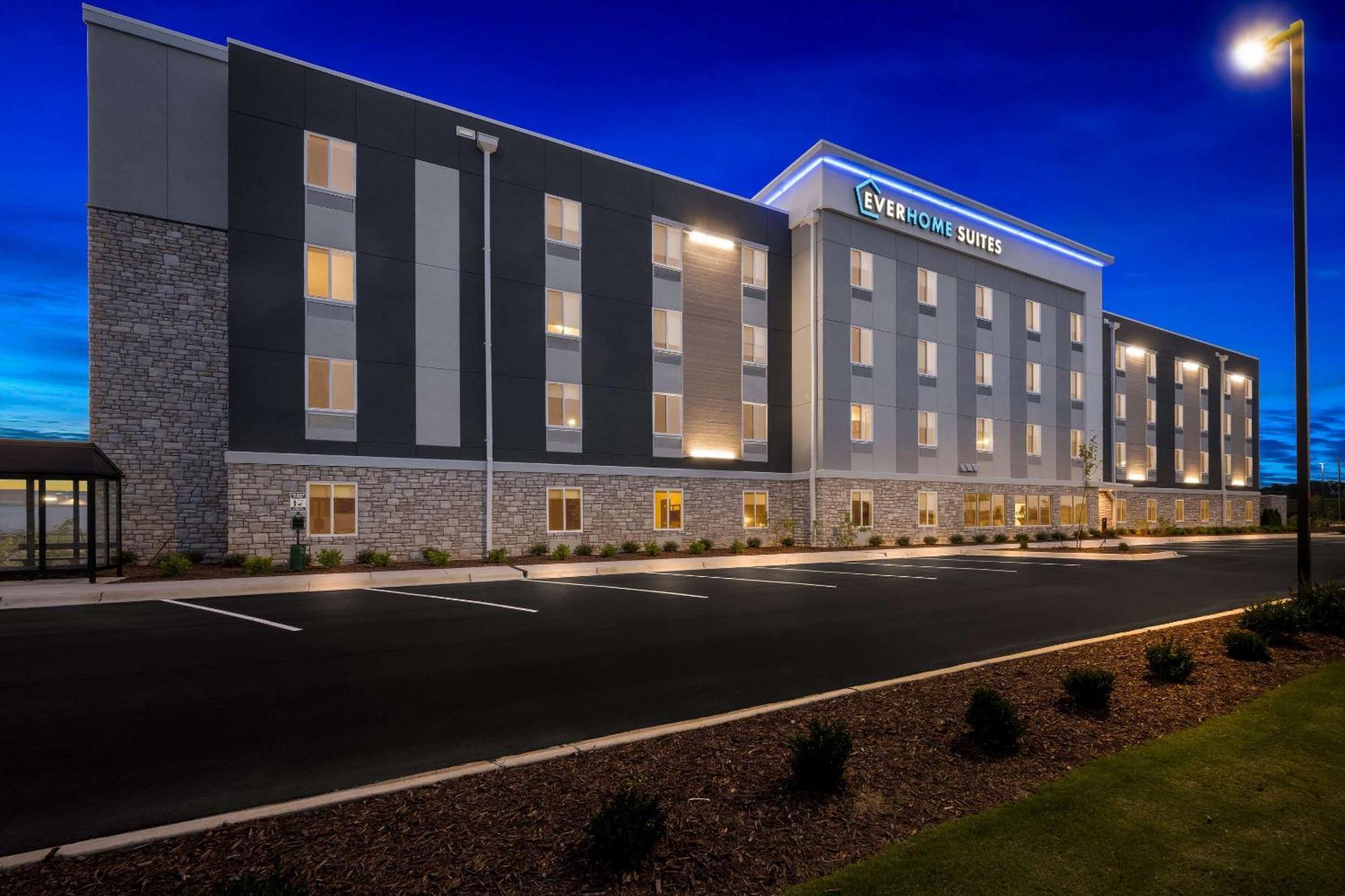 Everhome Suites Fayetteville Near Fort Bragg Dış mekan fotoğraf