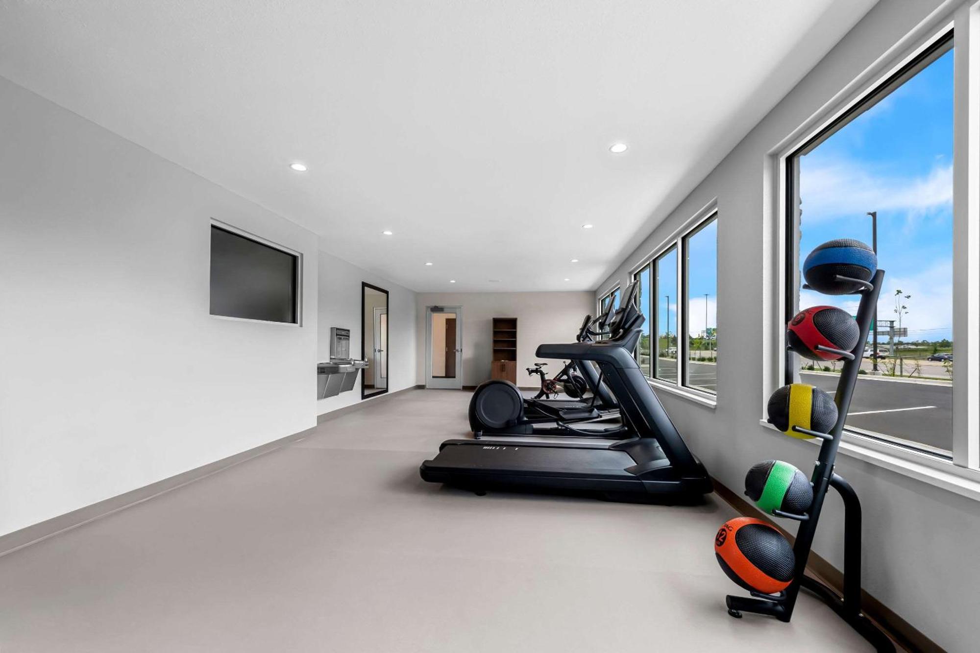 Everhome Suites Fayetteville Near Fort Bragg Dış mekan fotoğraf