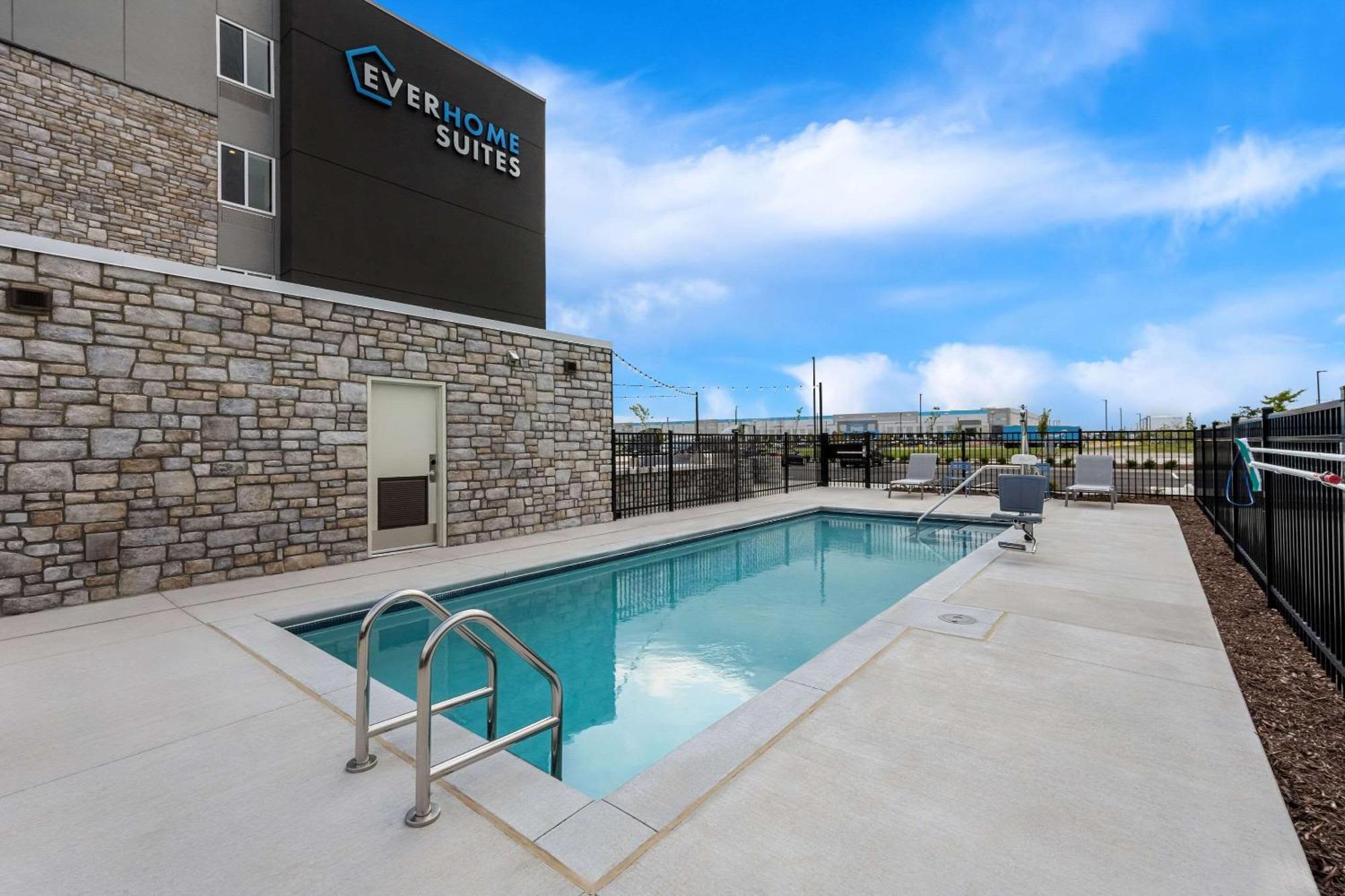 Everhome Suites Fayetteville Near Fort Bragg Dış mekan fotoğraf
